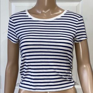 ❤️Cute Forever 21 White & Blue Stripe Crop Top